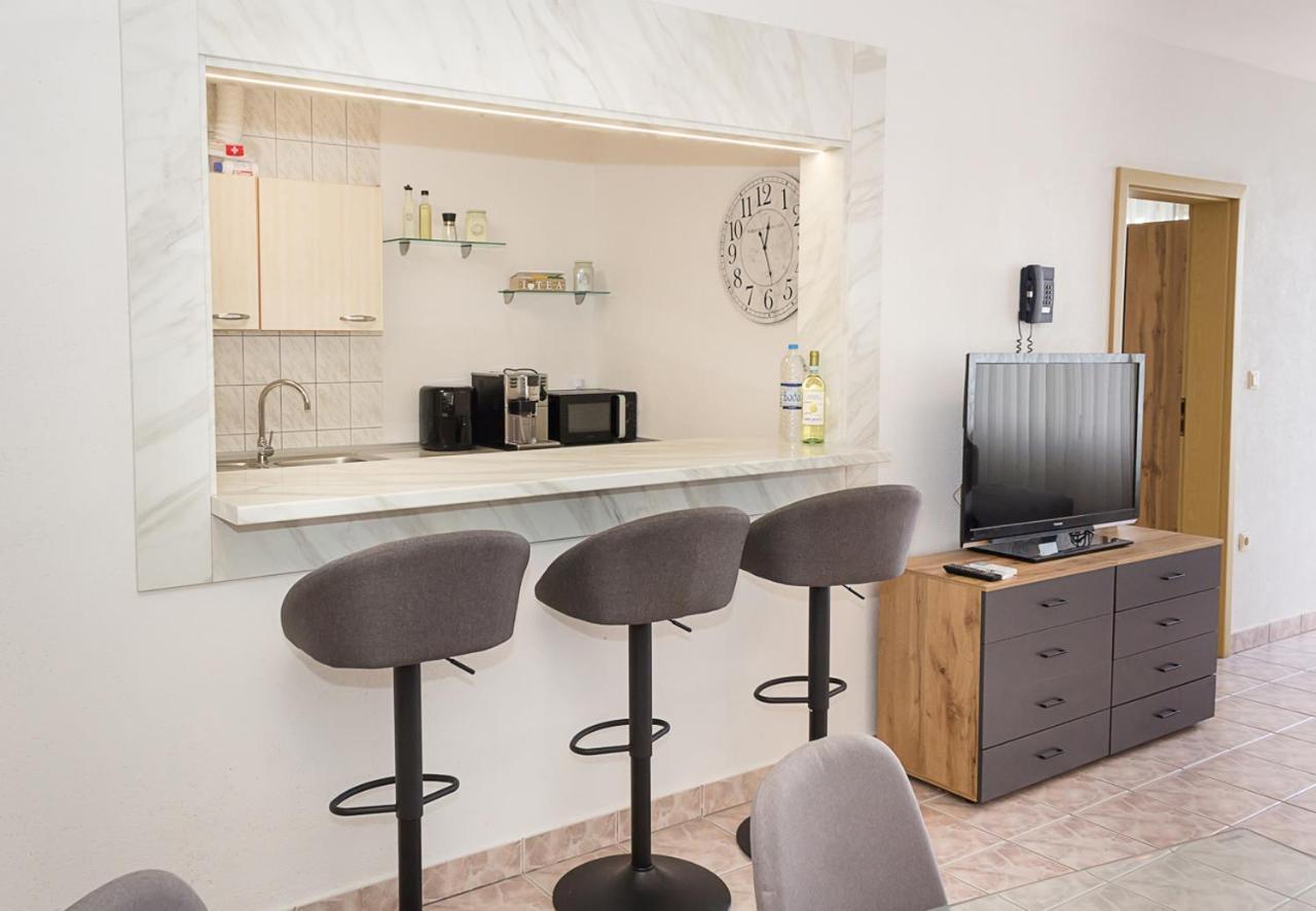 Two Identical Designer 2Bd Flats With Sea View In Balchik By Flat Mаnager Apartment Luaran gambar